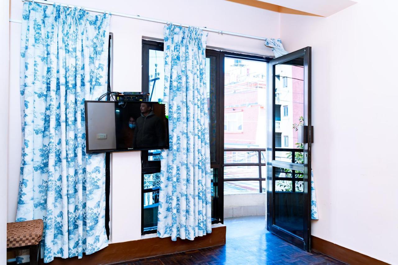 Kbb Hotel And Apartments Hosted By Hostmandu Lalitpur Esterno foto